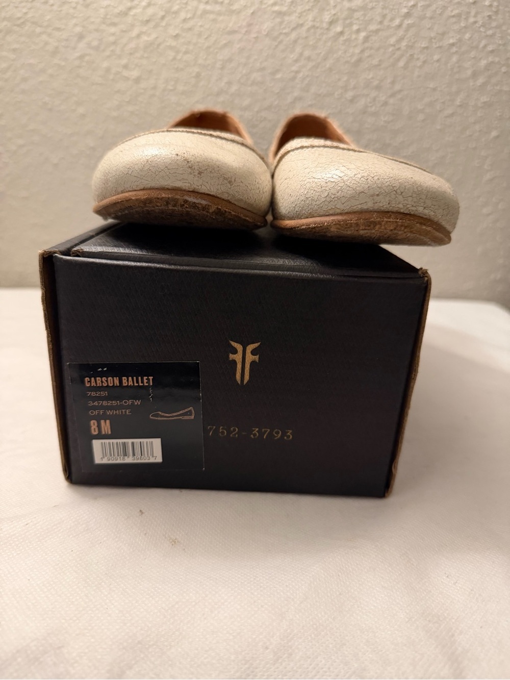 Frye Women’s Cream Ballet Flats - Classic Slip-On Comfort, pre-owned,SZ8 - Picture 10 of 16